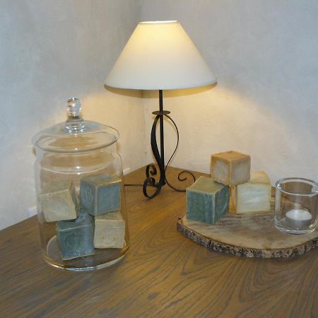 Mas Du Vieux Tilleul Vaison-la-Romaine Luaran gambar